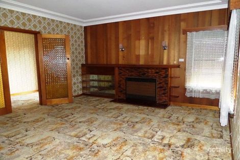 Property photo of 16 Hillcrest Grove Springvale VIC 3171