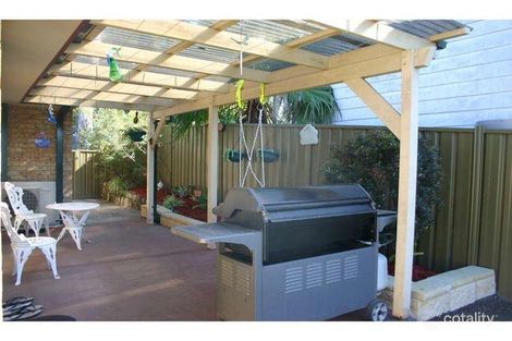 Property photo of 46 Vales Road Mannering Park NSW 2259