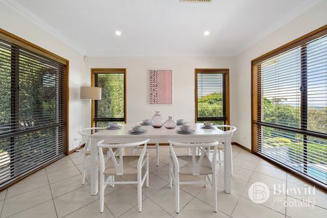 Property photo of 6 Hickory Place Jerrabomberra NSW 2619