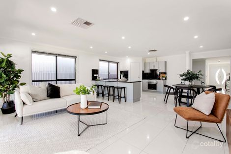 8 Tiparra Ave, Park Holme, SA 5043