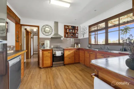 Property photo of 38 Wilson Street Colac VIC 3250