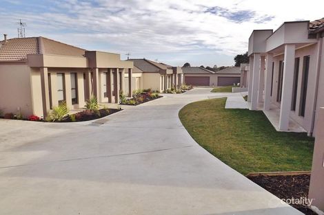 Property photo of 3/23-25 Central Avenue Newborough VIC 3825