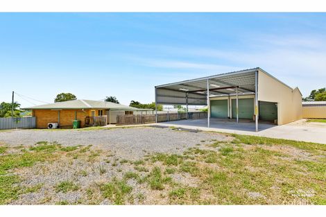 Property photo of 2 Misfeld Close Gracemere QLD 4702