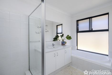 Property photo of 7 Magnesia Road Wattle Grove WA 6107