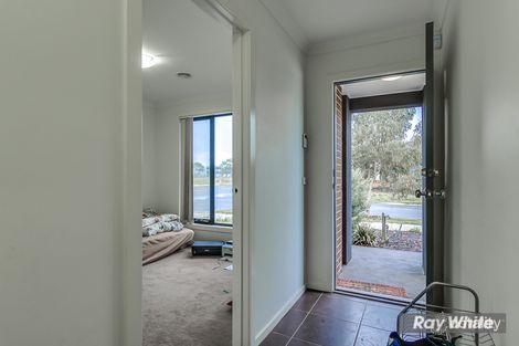 Property photo of 2 Beagle Street Tarneit VIC 3029