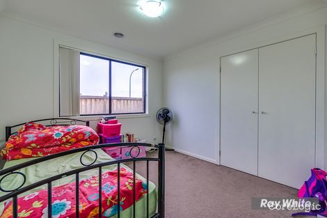 Property photo of 2 Beagle Street Tarneit VIC 3029