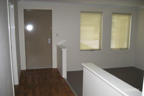Property photo of 26 Driftwood Way Bennett Springs WA 6063