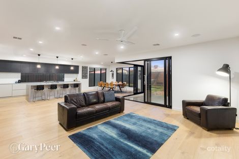 Property photo of 26 Valkstone Street Bentleigh East VIC 3165