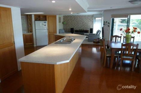 Property photo of 22 Beaulieu Crescent Carindale QLD 4152