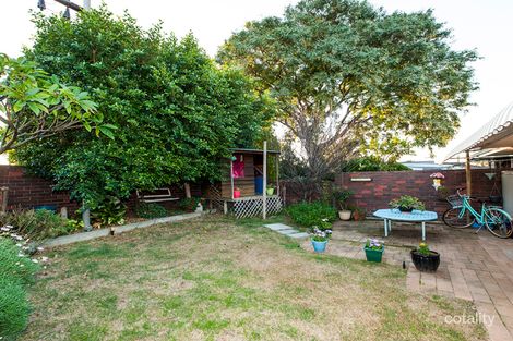 Property photo of 2/2 Muriel Avenue Woodlands WA 6018
