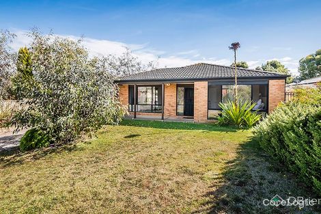 Property photo of 15 Jaye Place Cranbourne West VIC 3977