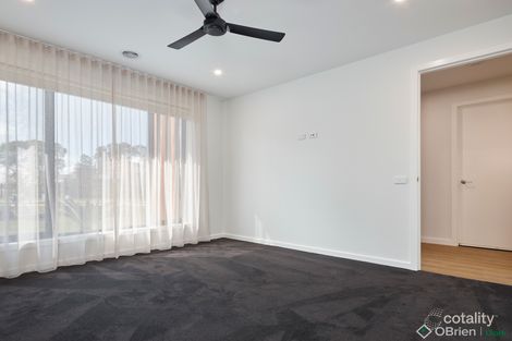 Property photo of 11 Eve Road Warragul VIC 3820