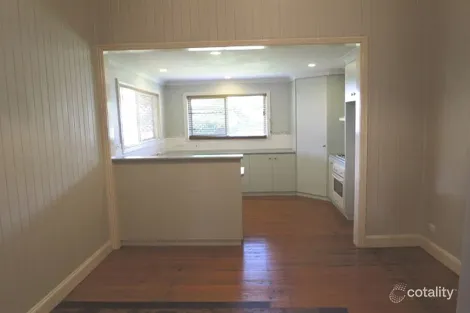 Property photo of 12 Lendrum Street Newtown QLD 4350