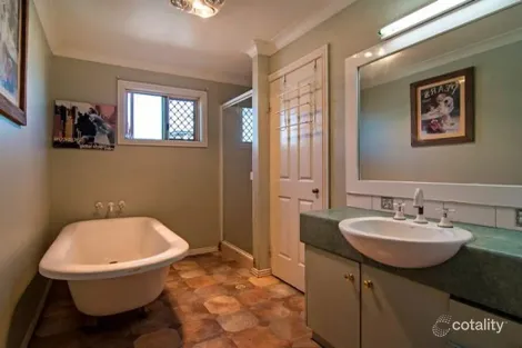 Property photo of 12 Lendrum Street Newtown QLD 4350