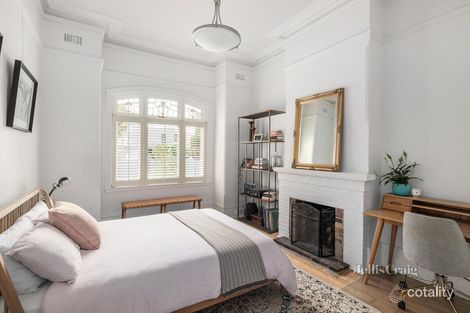 Property photo of 86 Orrong Crescent Caulfield North VIC 3161
