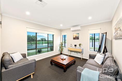 Property photo of 29 Luster Circuit Greenvale VIC 3059