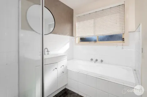 Property photo of 3 Redwood Court Mount Helen VIC 3350