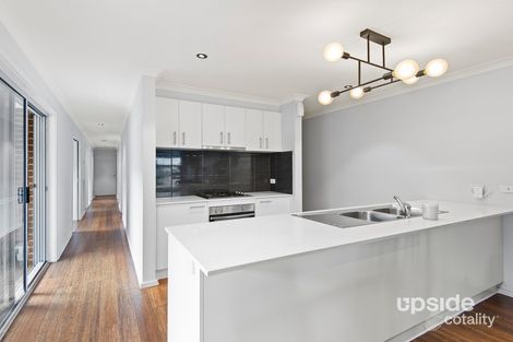 Property photo of 40 Parklink Drive Cranbourne East VIC 3977