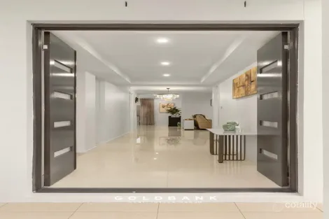 Property photo of 21 Graziers Crescent Clyde North VIC 3978