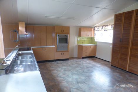 16-18 Grigg St, Ravenshoe, QLD 4888