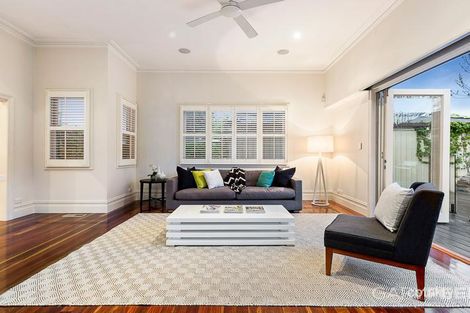 Property photo of 138 Neerim Road Caulfield East VIC 3145