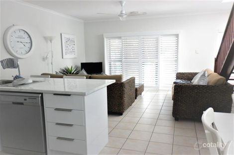 Property photo of 5/65-69 Cedar Road Palm Cove QLD 4879