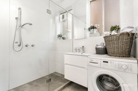Property photo of 4/32 Ormond Road Elwood VIC 3184