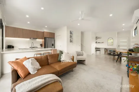 1/84 Estramina St, Oxley, QLD 4075