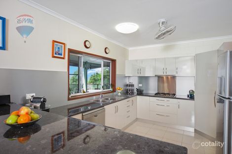Property photo of 25 Barellan Close Caravonica QLD 4878