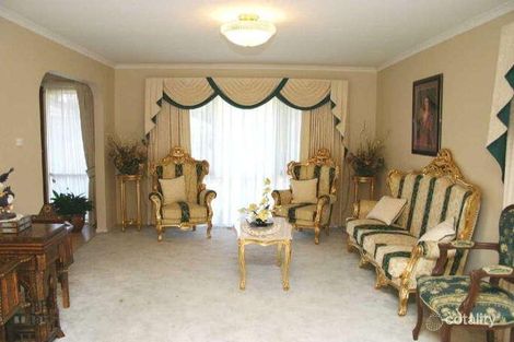 Property photo of 180 Waradgery Drive Rowville VIC 3178