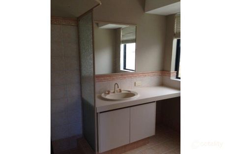 Property photo of 24 Woodlake Boulevard Ellenbrook WA 6069