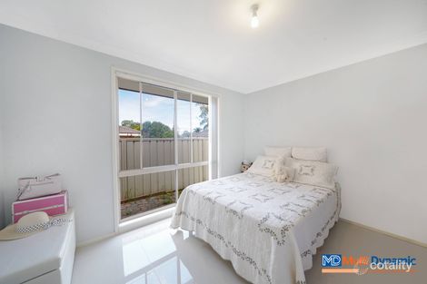 Property photo of 23 Cyclamen Place Macquarie Fields NSW 2564
