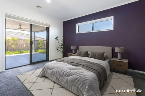 Property photo of 20 Greg Urwin Circuit Casey ACT 2913