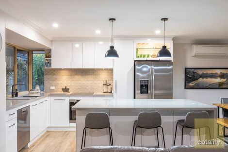 Property photo of 5 Tynemouth Close Merriwa WA 6030