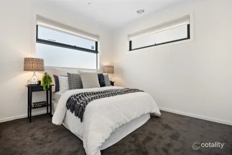 Property photo of 2/110 Lower Dandenong Road Parkdale VIC 3195