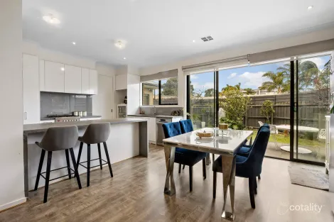 Property photo of 2/110 Lower Dandenong Road Parkdale VIC 3195