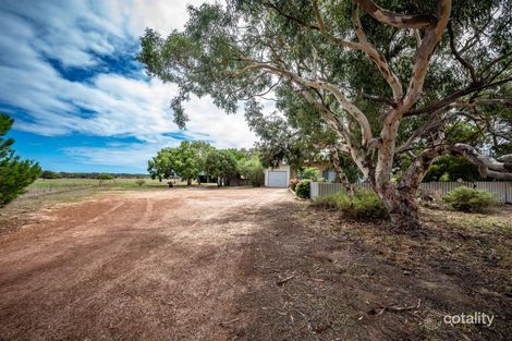 59 Collins Rd, Waggrakine, WA 6530