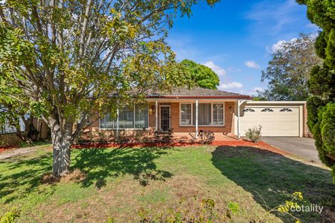 290 Robinson Ave, Cloverdale, WA 6105