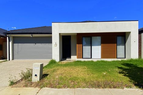 17 Oasis Ave, Mickleham, VIC 3064