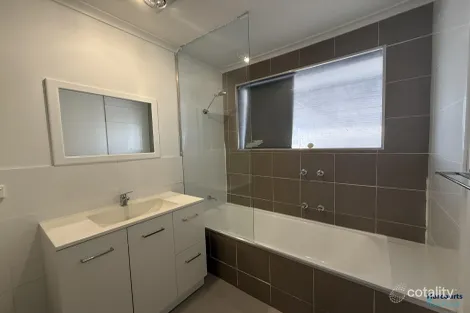 Property photo of 71 Canberra Street Oxley Park NSW 2760