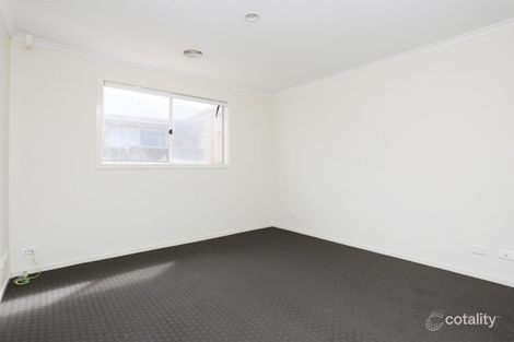 Property photo of 43 Wakefields Drive Brookfield VIC 3338