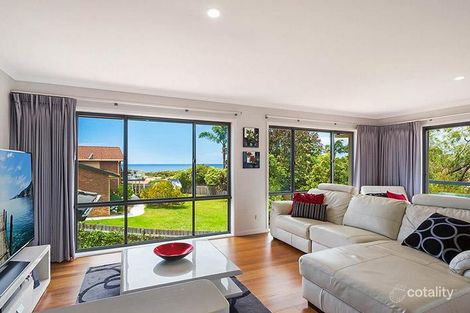 Property photo of 2/13 Waratah Court Tura Beach NSW 2548