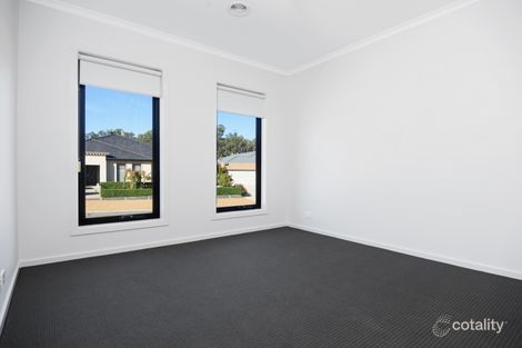 Property photo of 7A Greenhaven Court Mount Clear VIC 3350