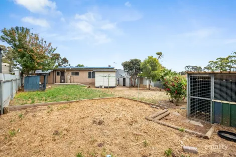 Property photo of 3 Candover Crescent Huntfield Heights SA 5163