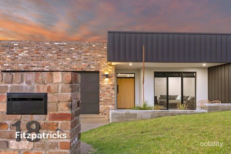 18 Wake Dr, Lloyd, NSW 2650