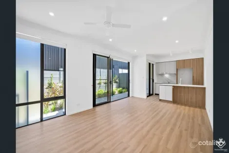 Property photo of 25 Oasis Close Manly West QLD 4179