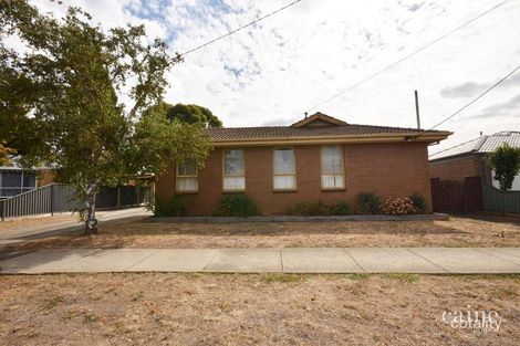 Property photo of 1 Forest Court Wendouree VIC 3355