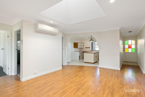 Property photo of 23 Kathleen White Crescent Killarney Vale NSW 2261