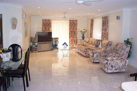 Property photo of 12 Nirringa Road Summerland Point NSW 2259