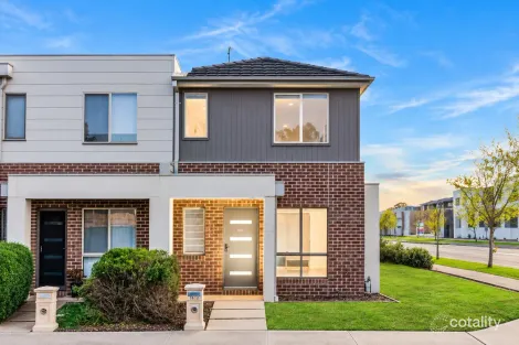 28/2 Rockgarden Dr, Truganina, VIC 3029
